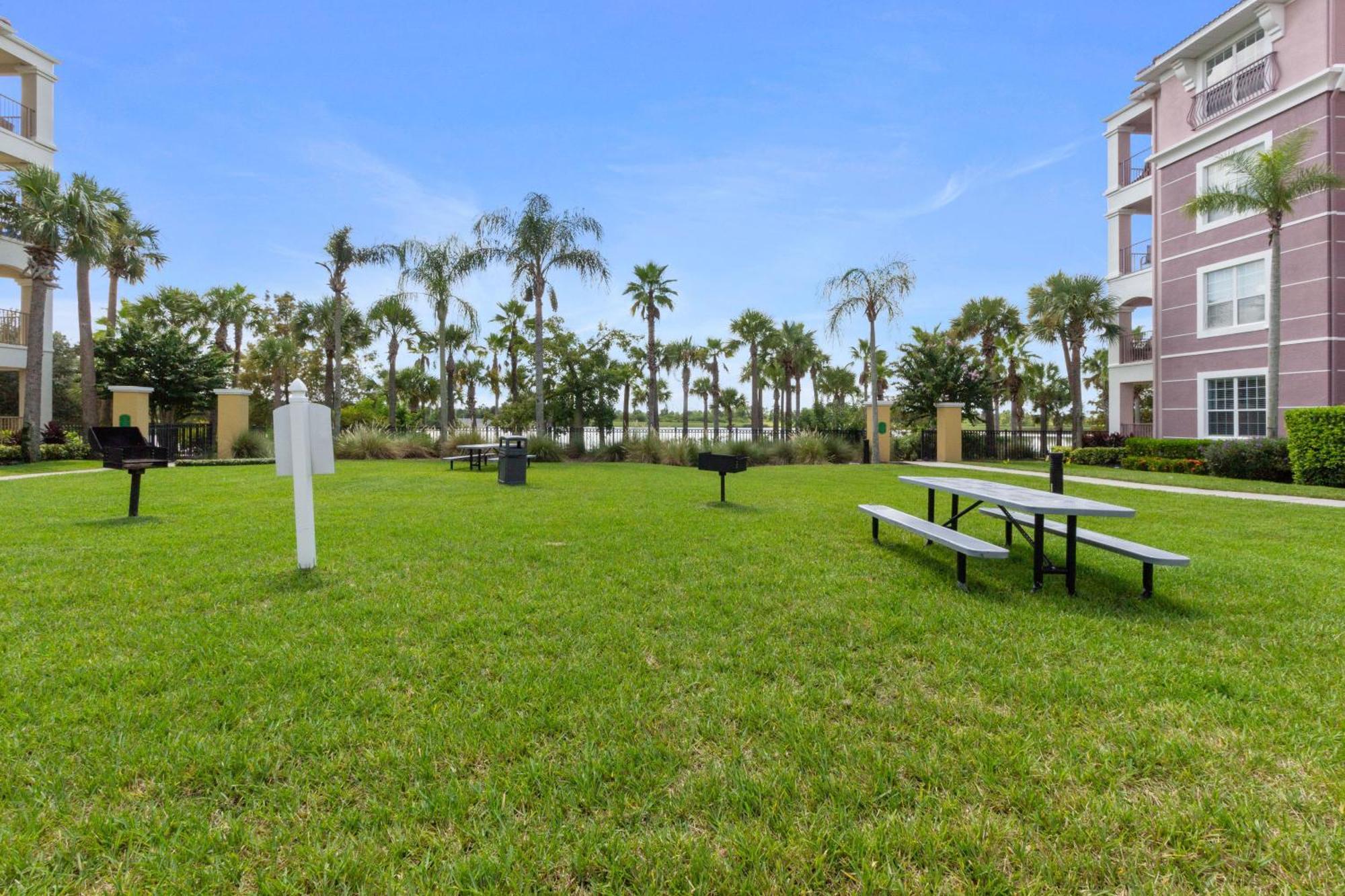 Apartment Executive 3 Bedroom At Universal,convention Center, Vista Cay *